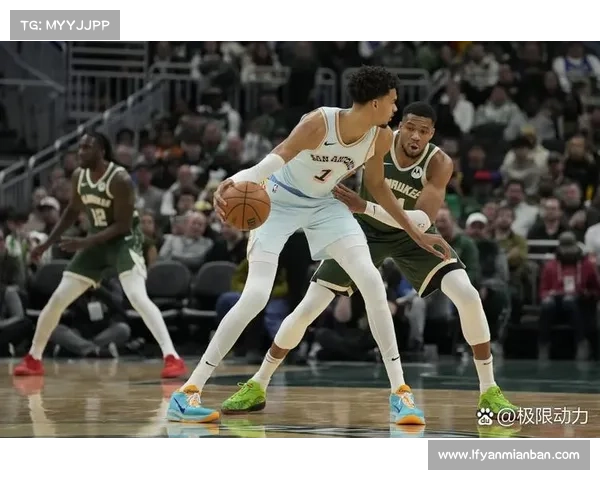 字母哥领衔NBA季后赛最佳球员争夺战谁能在激烈角逐中脱颖而出