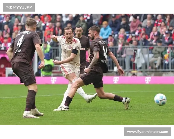 拜仁慕尼黑如何在德甲赛场建立长期统治地位与战略布局